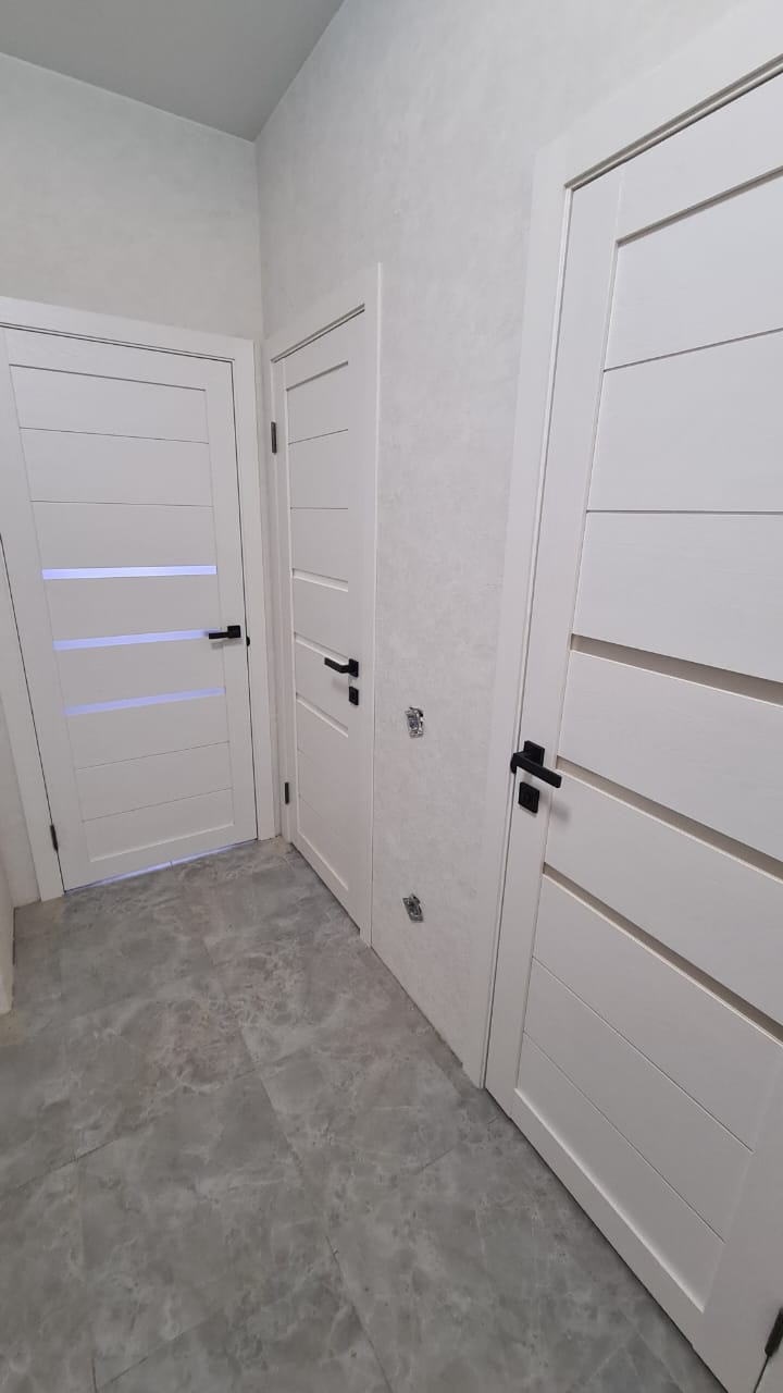 Дверь межкомнатная белая